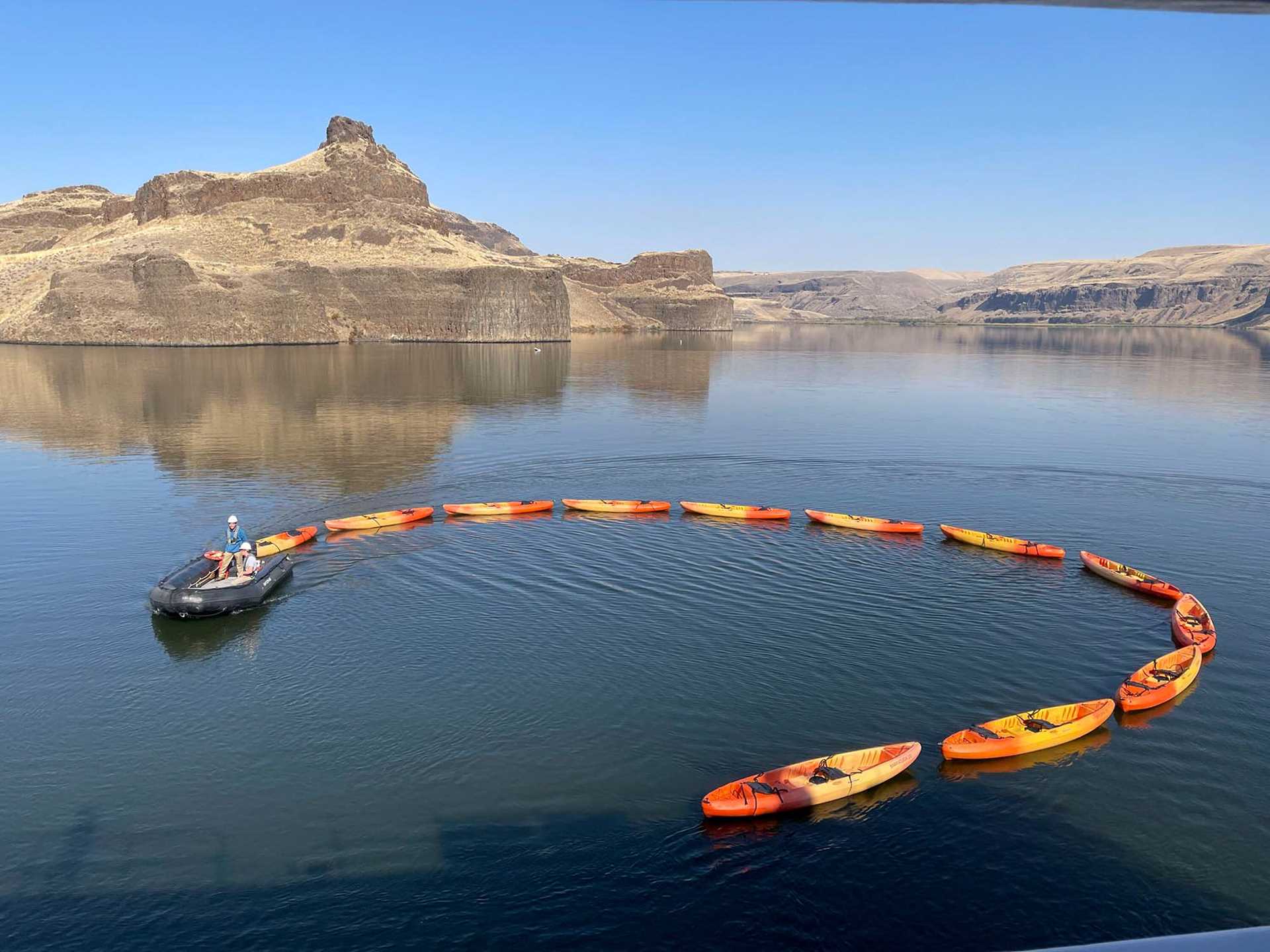 kayaks in a circle