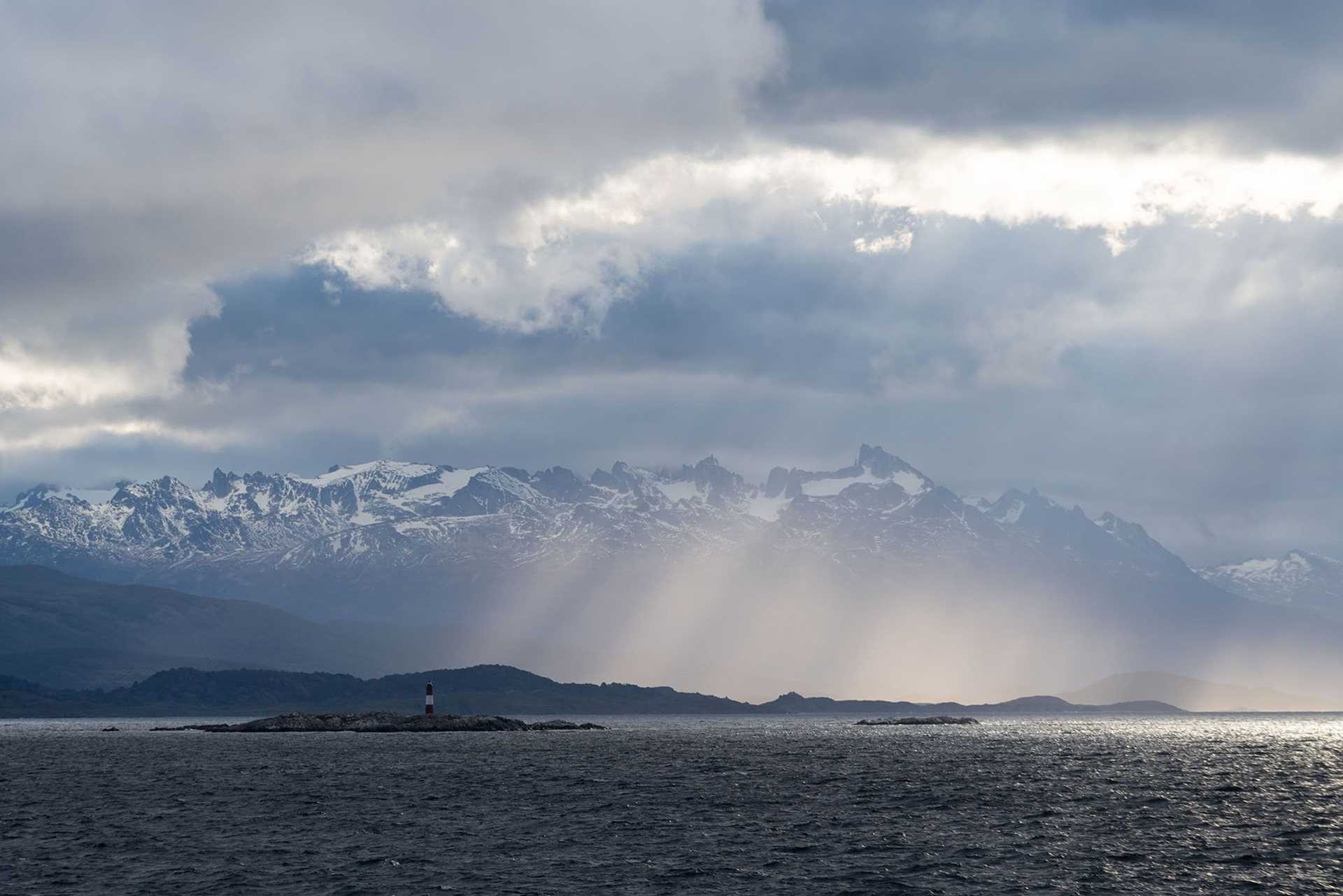 sky with crepuscular rays