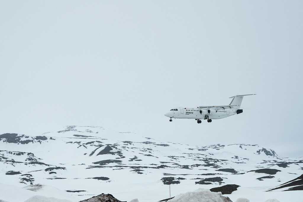 04_Medium RGB-LEX-DAP Airline Exterior JVF24-60.jpg